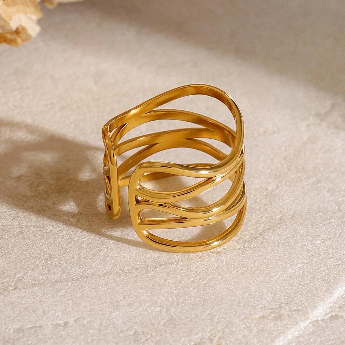 Sea Waves Ring Gold R6347D