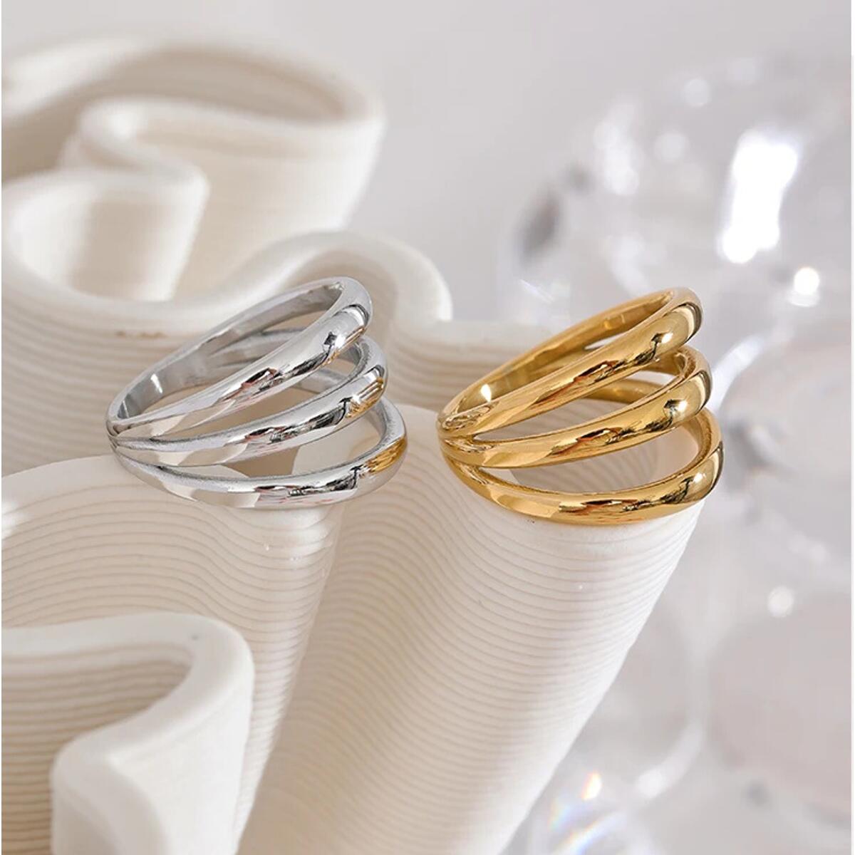 Three Waves Ring R6284D